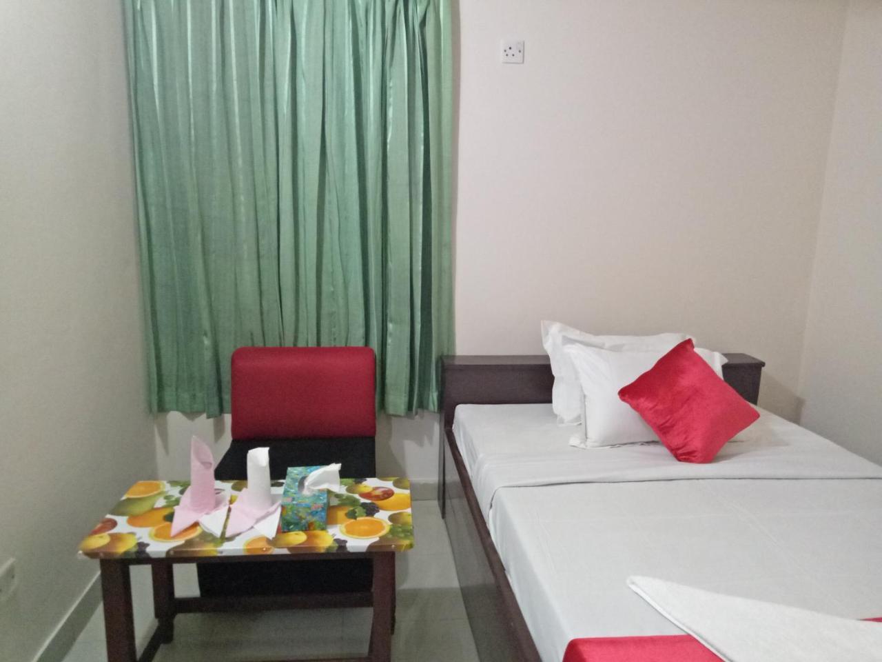 Hotel The Sylhet Int Дакка Екстер'єр фото